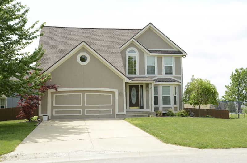 Exterior Garage Refinishing