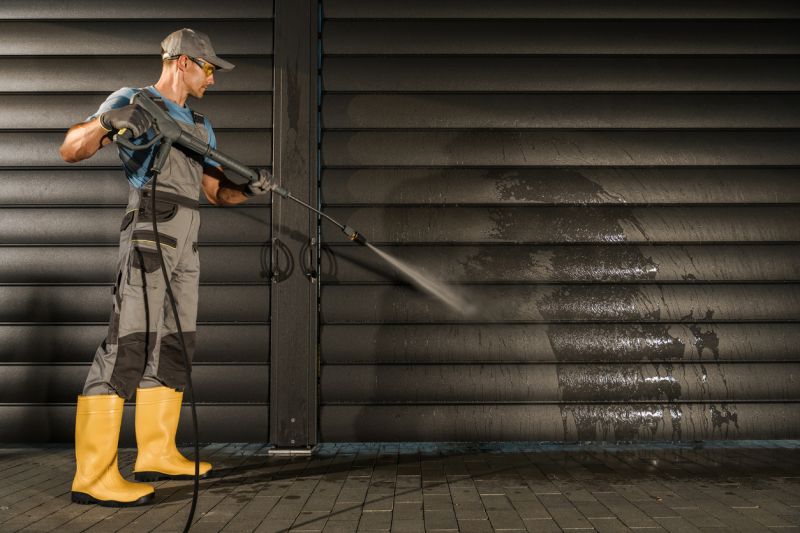 Exterior Garage Refinishing Service