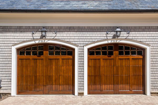 Grow your Exterior Garage Refinishing business